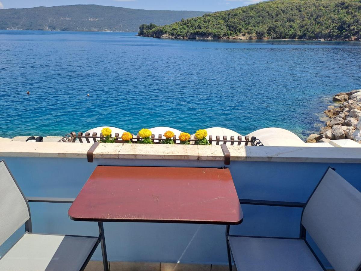 Bed and Breakfast Sobe Mamalu Валун Экстерьер фото