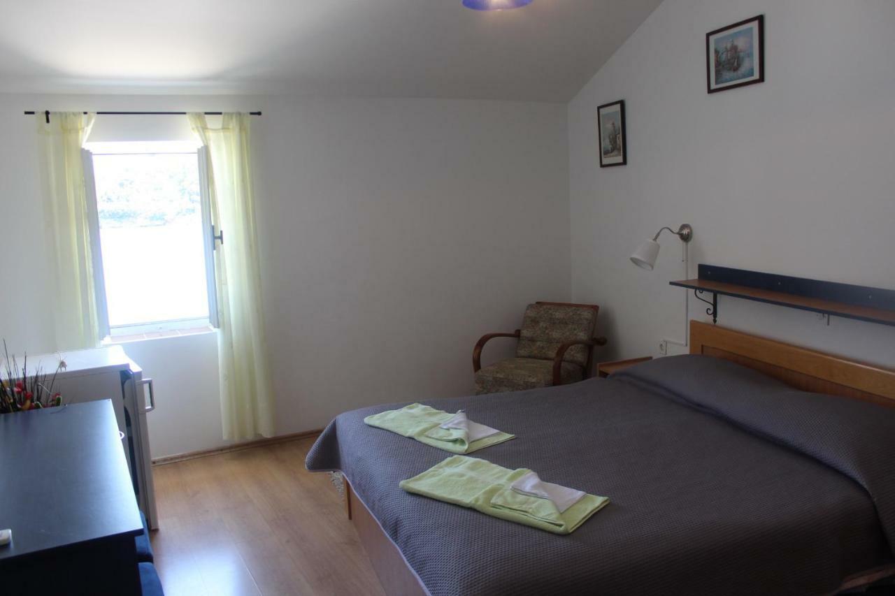 Bed and Breakfast Sobe Mamalu Валун Экстерьер фото
